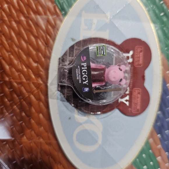 Mini Brands - Picture 3 of 7